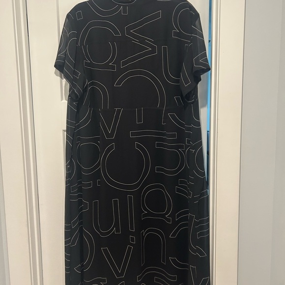 NWT Calvin Klein Women’s Plus Size 24 Graphic Logo Dress - Picture 12 of 13